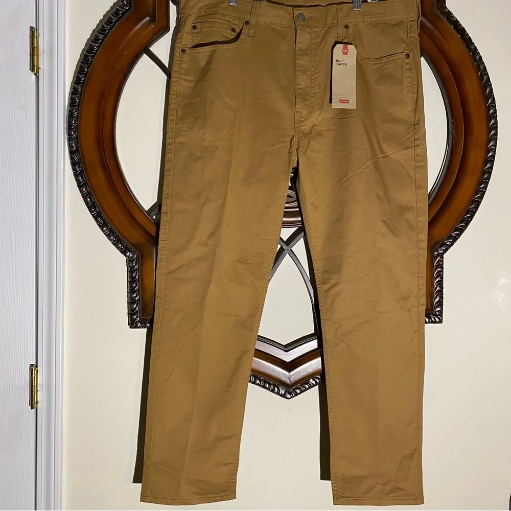 Levi’s 502 Taper Fit Jeans